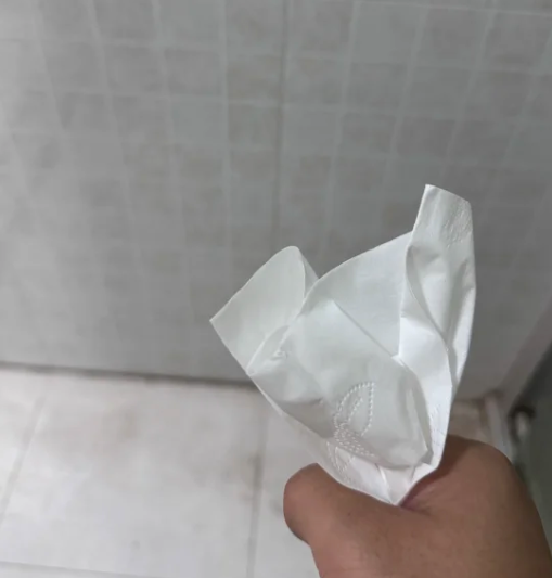 拉水便多久好？肚子不會痛但一直拉水便原因、改善方法解析