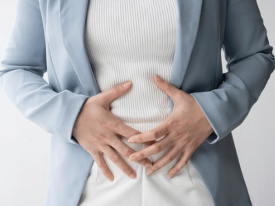 肚子脹氣怎麼辦？7種脹氣原因、症狀、食物&緩解方法