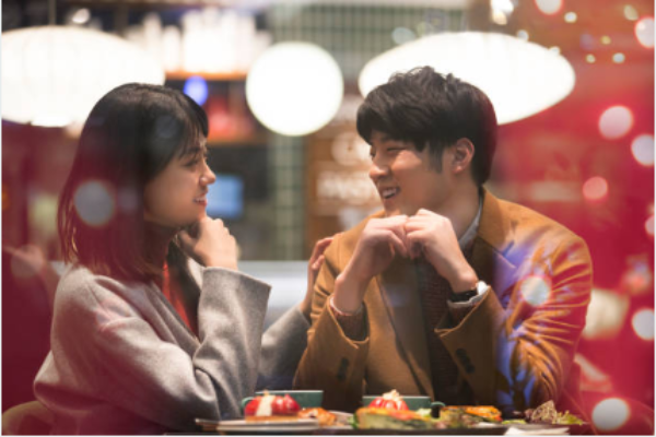 10個男人喜歡你的潛意識舉動！真心難覓，有這10種舉動就別猶豫了